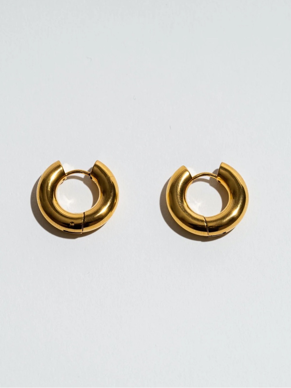 Mademoiselle Jules Jules Hoops Earrings in Gold